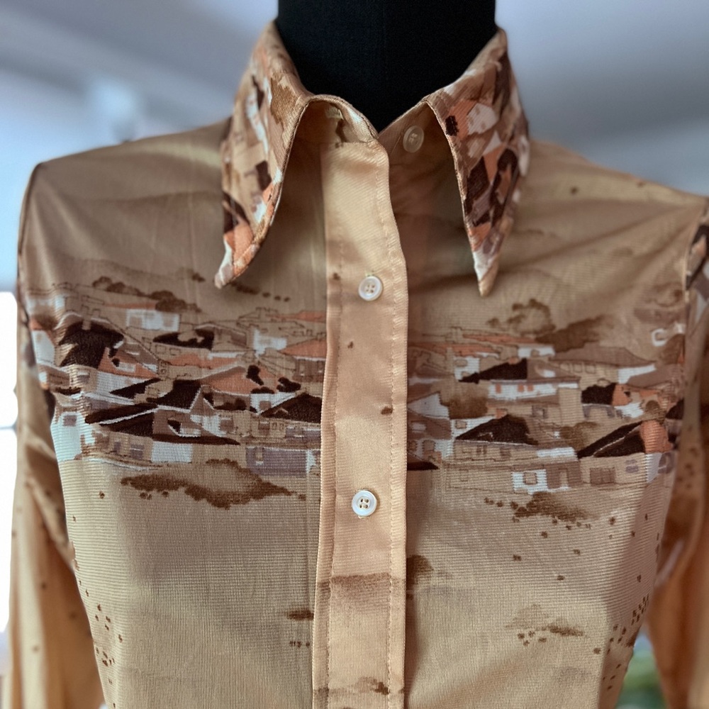Vintage 70s novelty button up landscape and clouds. Size small. - Picture 1 of 7